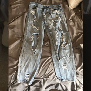 Distressed boyfriend Jeans